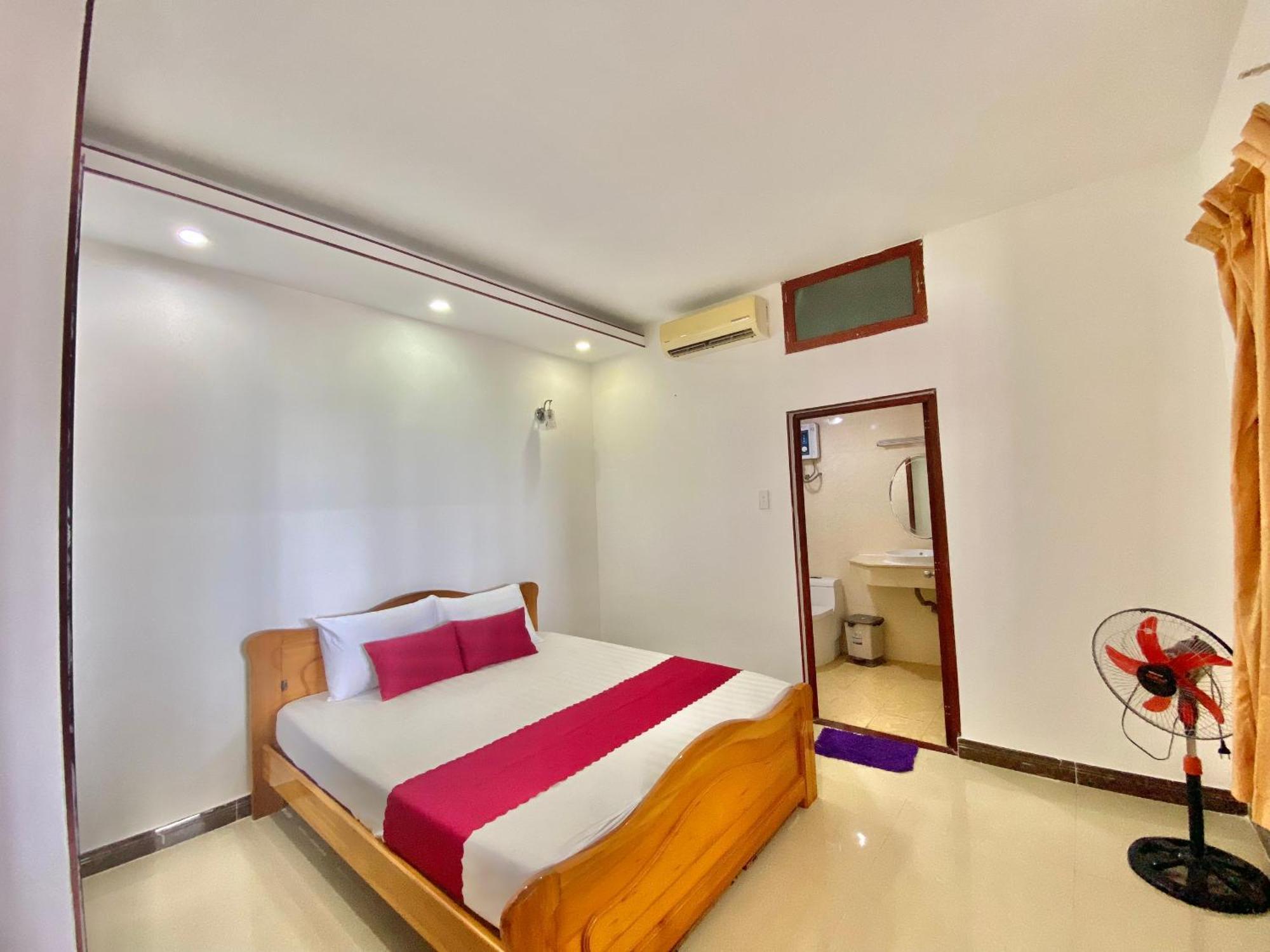 Zozo House - Homestay Bai Sau Вунгтау Экстерьер фото